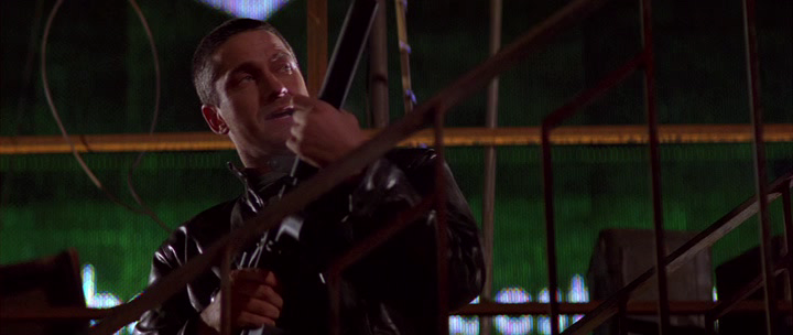 Lara.Croft.Tomb.Raider_2.The.Cradle.of.Life.2003.hdrip_[1.46]_[teko][(075577)16-25-35].PNG