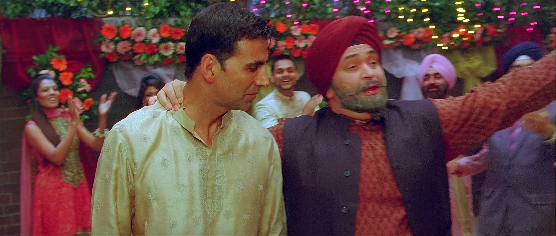 2011 - Patiala House -1- Mere beta_1080p_sub.mkv0086.jpg