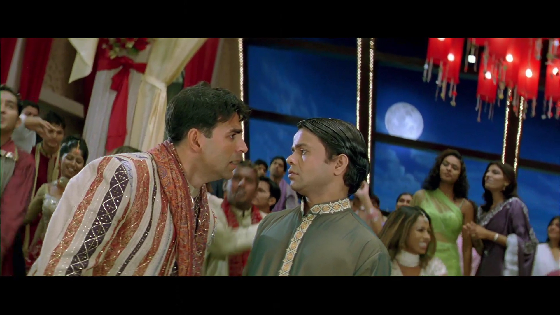 2005 - Waqt -3- Miraksam_1080p_sub.mkv1026.jpg