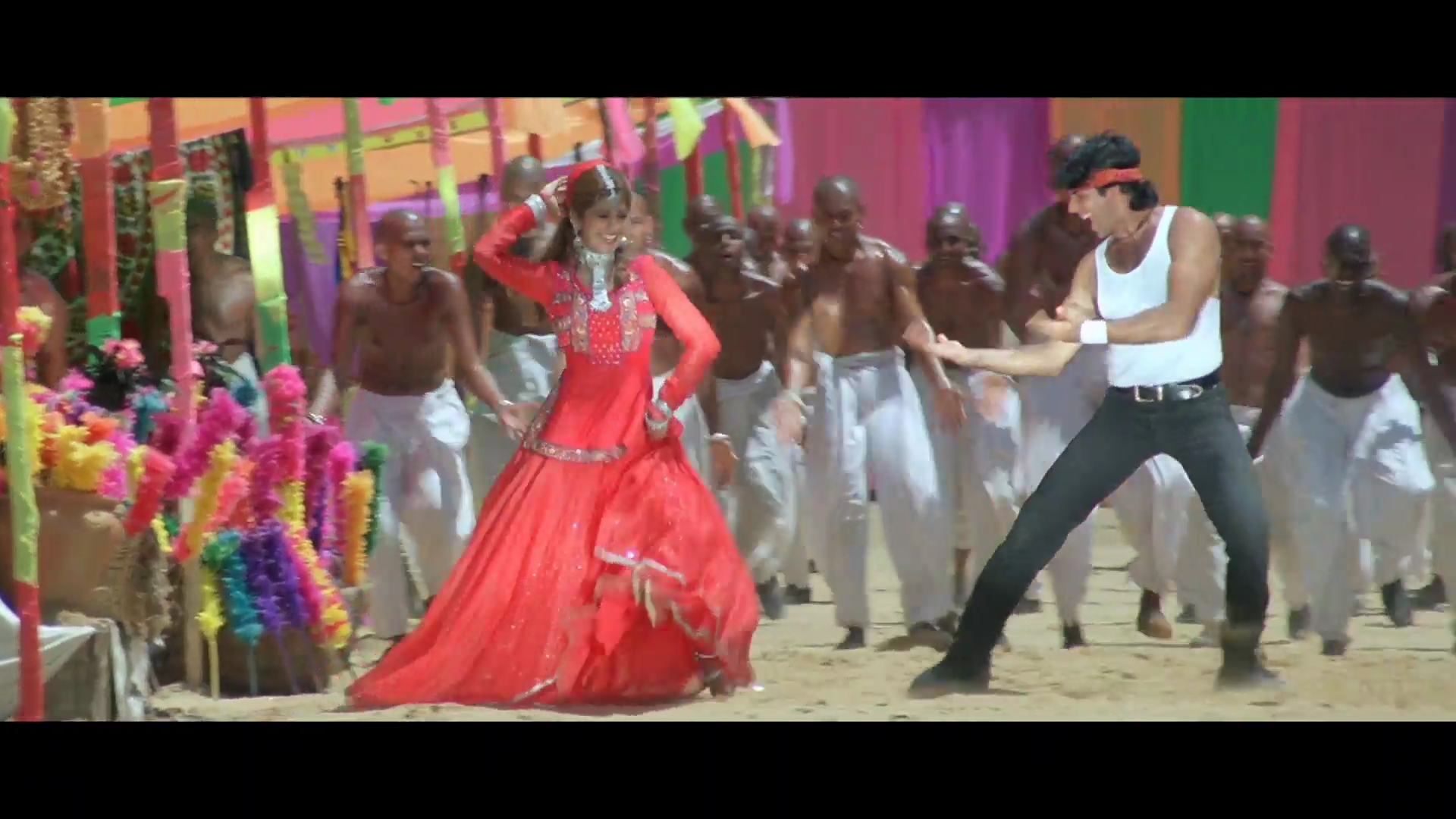 1997 - Insaaf -3- Taana Tandaana_ENG_1080p.mkv1281.jpg