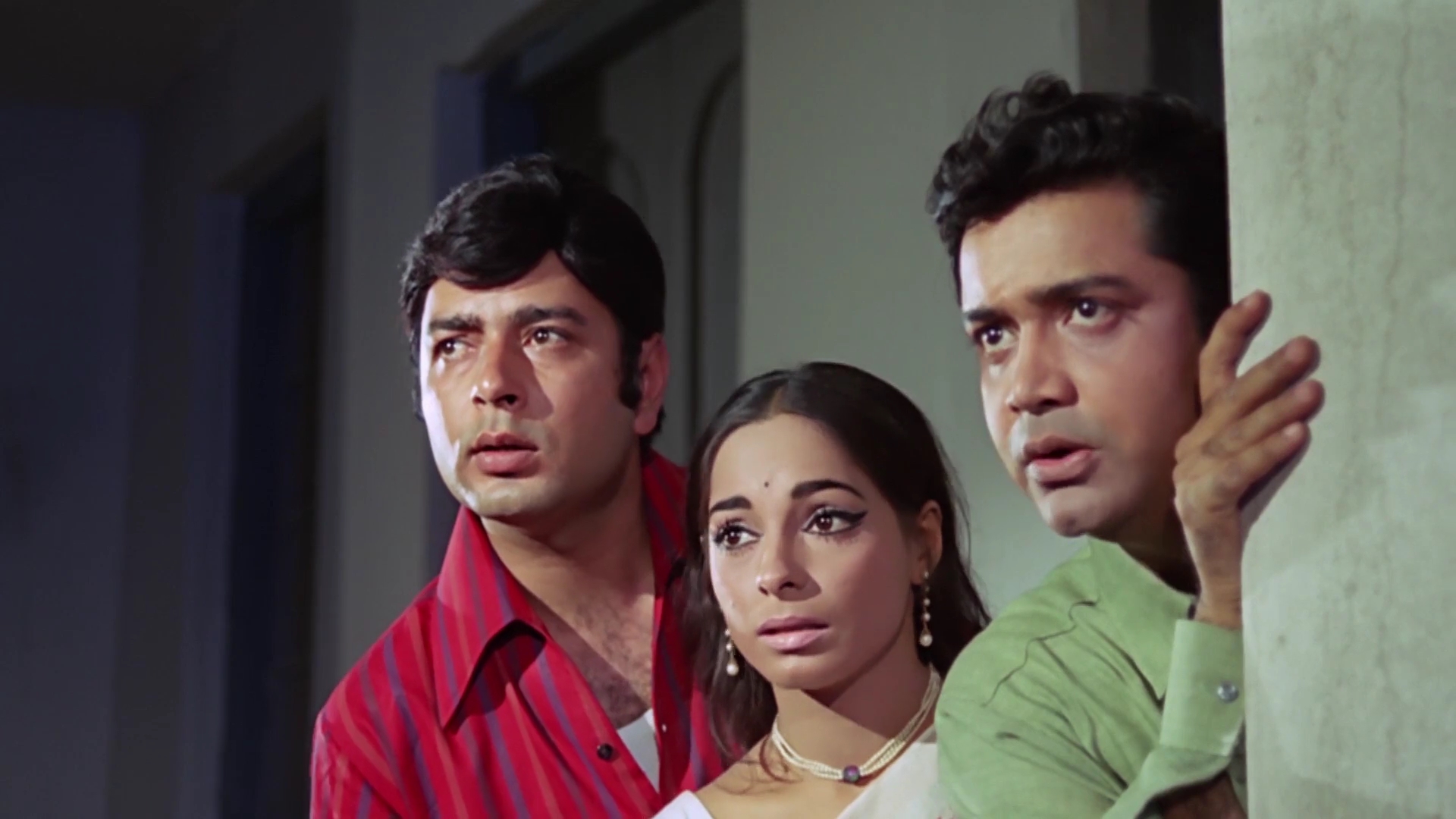 Buddha.Mil.Gaya.1971.WEBHDRip.1080p.AVC[(141882)17-19-38].JPG