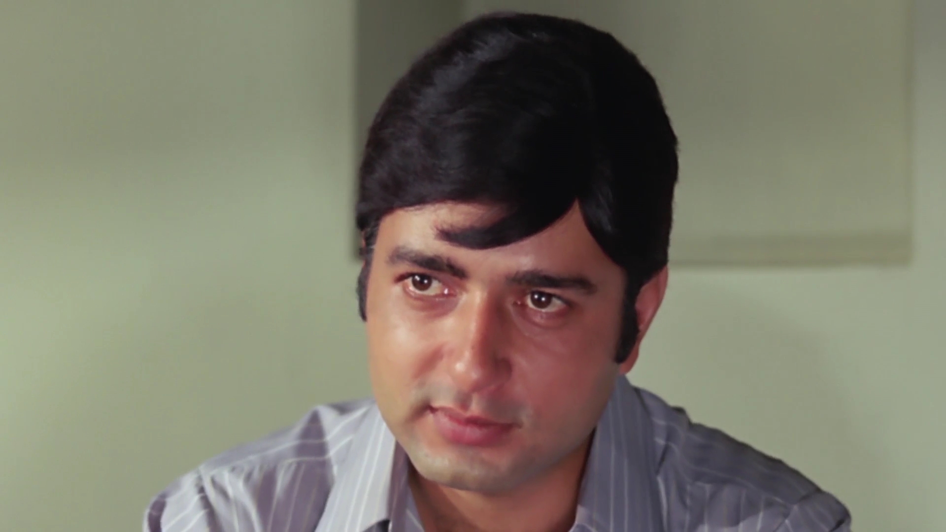 Buddha.Mil.Gaya.1971.WEBHDRip.1080p.AVC[(071140)17-18-41].JPG