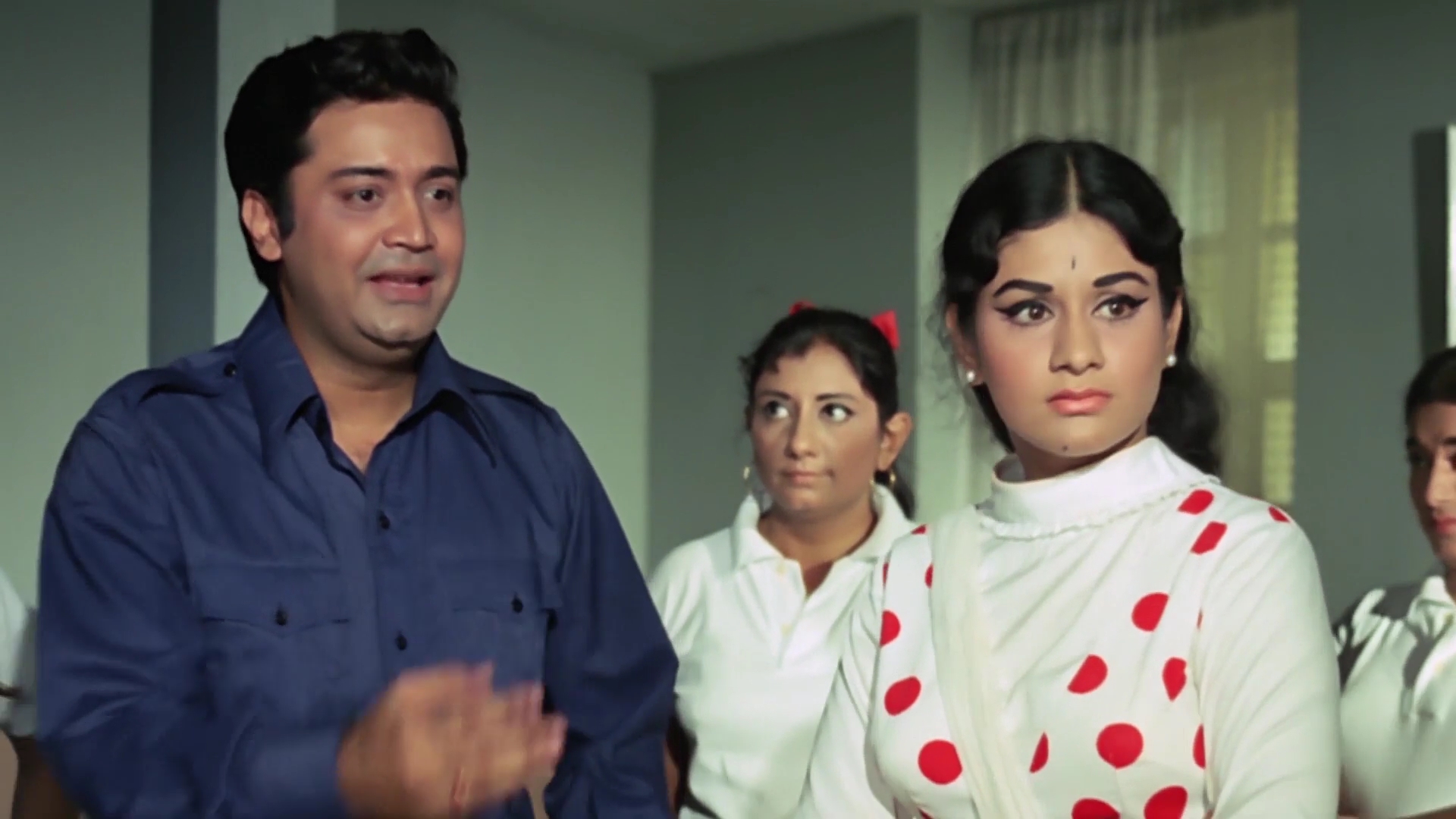 Buddha.Mil.Gaya.1971.WEBHDRip.1080p.AVC[(128038)17-19-15].JPG