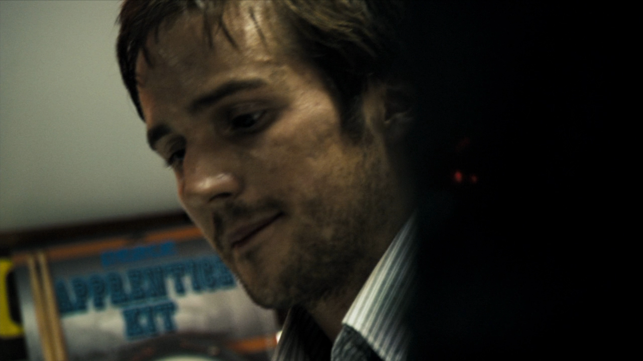 Cloverfield.2008.BDrip.720p.Rus_x4.Ukr.Eng.Commentary.MultiSubs.x264.dxva-VIAgra.mkv_20190707_210310.131.png
