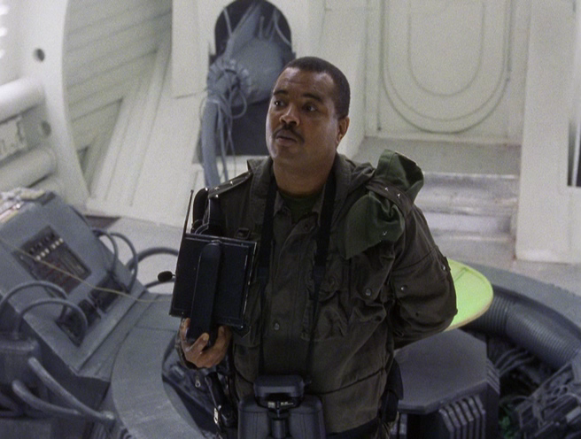 Python.2.2002.WEB-DL.1080p[(005764)18-01-48].PNG