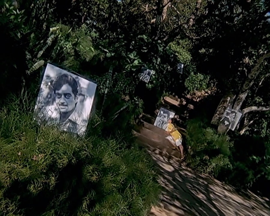 Bhavani.Junction.1985.WebHDRip.720p.AVC[(027811)04-25-25].JPG