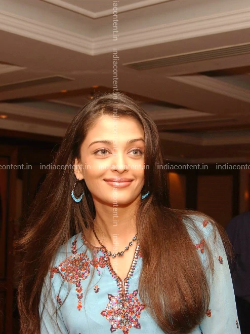 659-actress-aishwarya-rai-in-image-AISHWARYA_RAI7_020504_BP.webp
