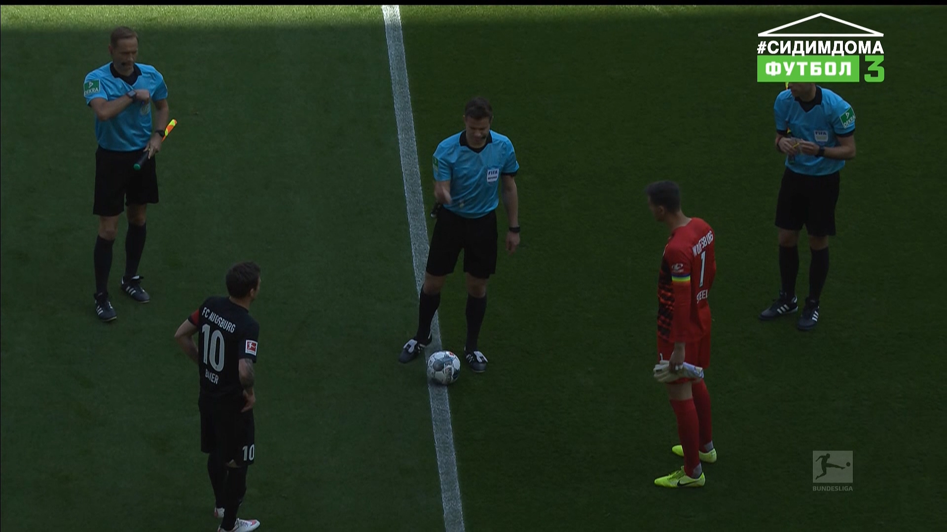 Чемпионат Германии 2019-2020 26-й тур Аугсбург - Вольфсбург Матч! Футбол 3 HD.ts_20200517_200620.134.jpg