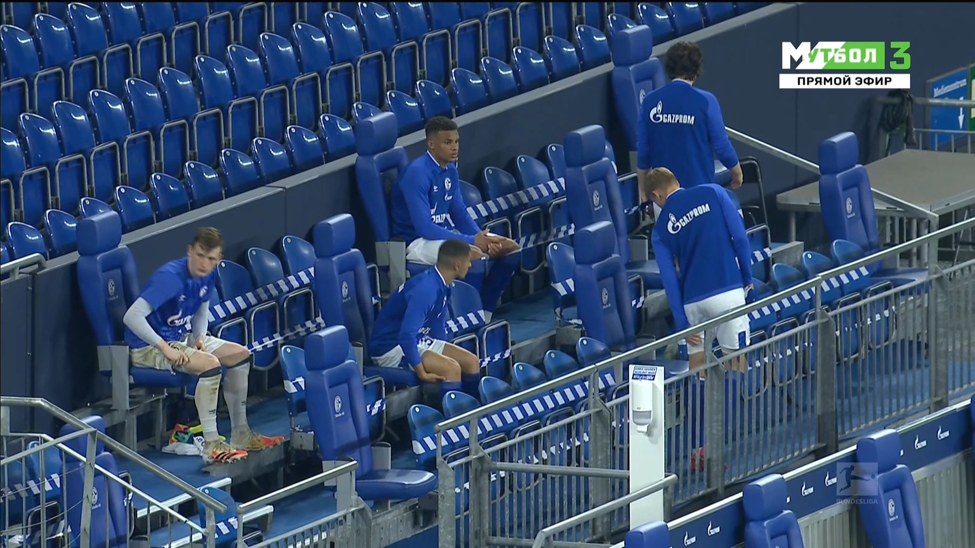 Чемпионат Германии 2019-2020 31-й тур Шальке-04 - Байер Матч! Футбол 3 HD.ts_20200614_232752.940.jpg