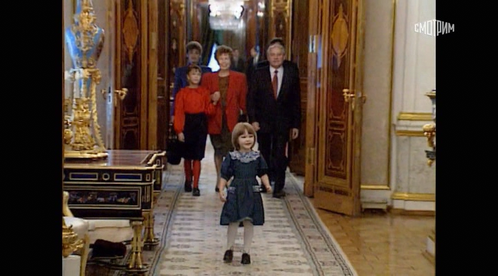 Meeting.Gorbachev.2018.WEBDLRip-ylnian.avi_snapshot_01.15.56.200.png