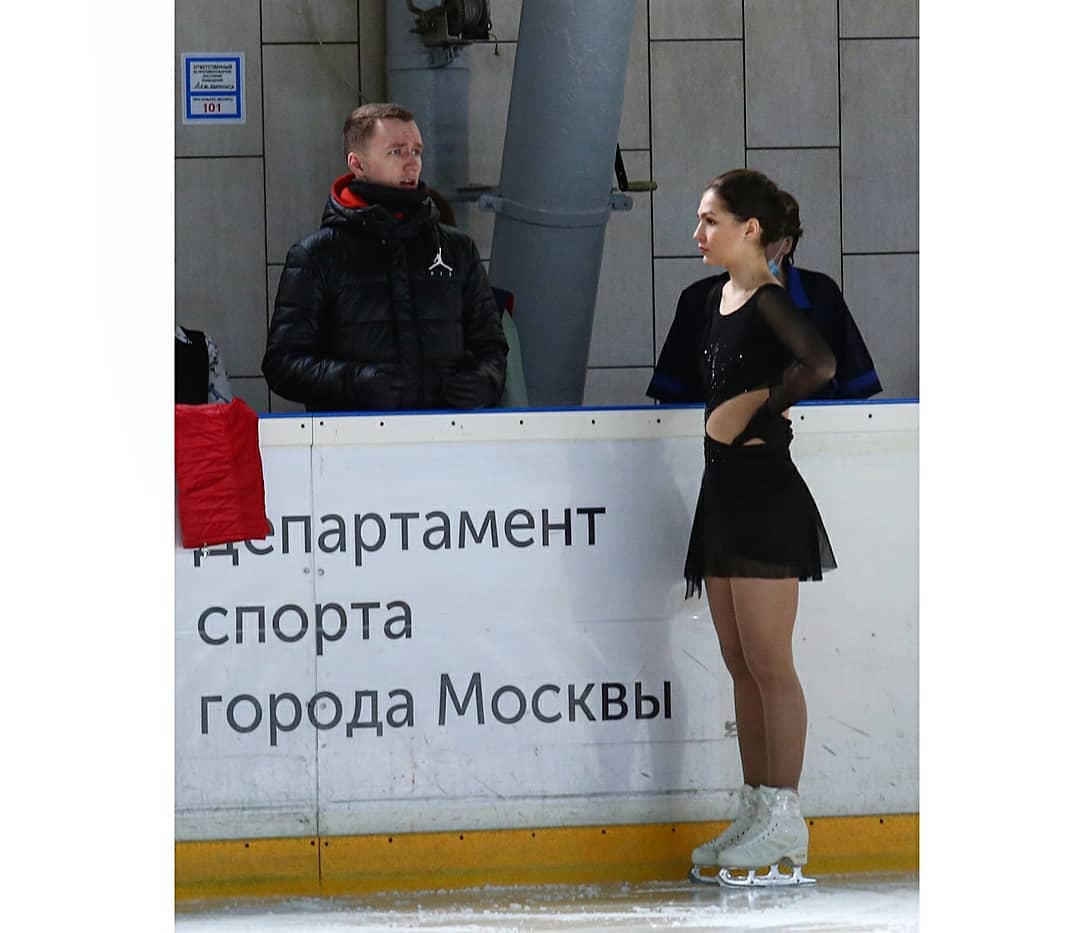 https://i3.imageban.ru/out/2021/03/28/8985879e2fdf999d0f84fc8b359a0ad8.jpg