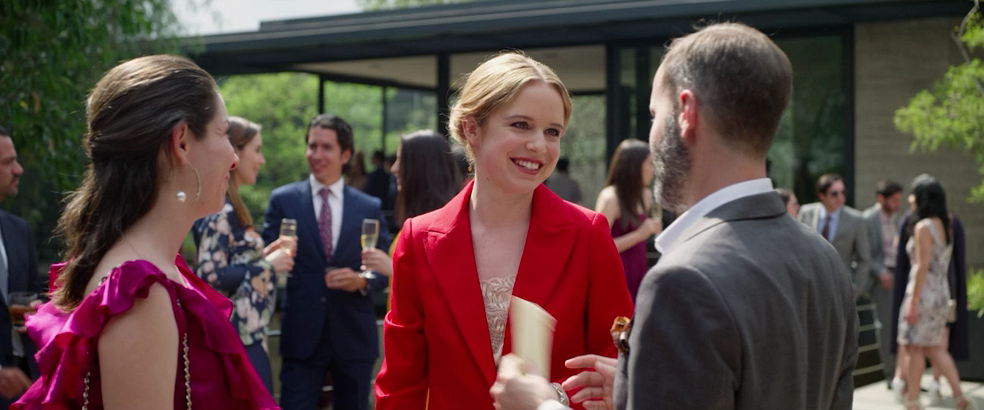 Новый порядок (2020) WEB-DLRip-AVC_ivanes.mkv_20210624_213658.868.png