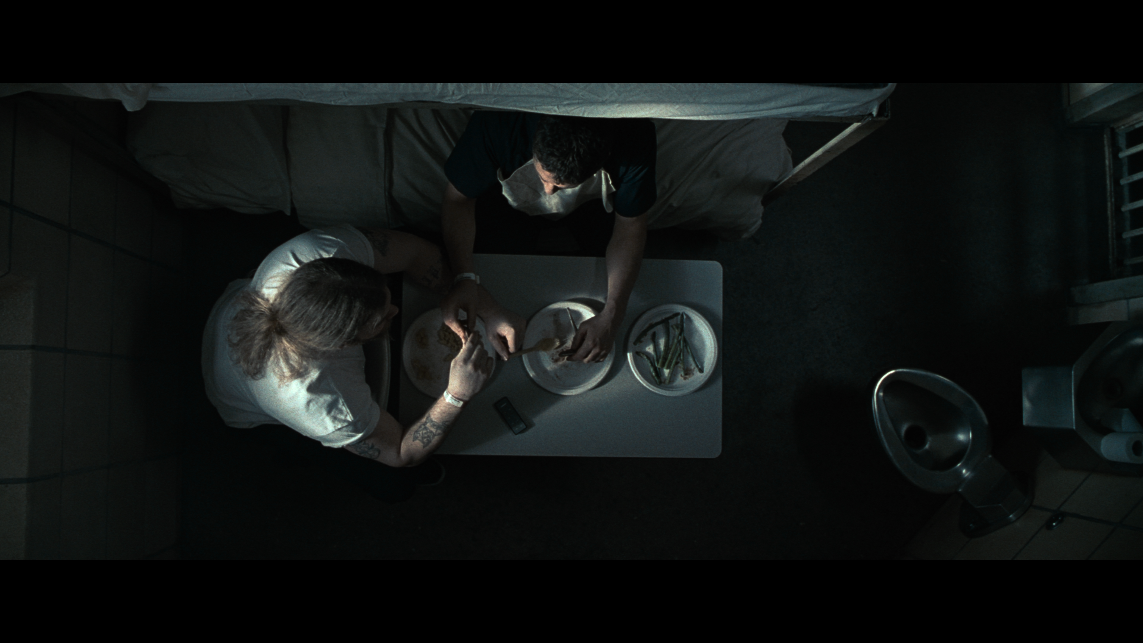 Law.Abiding.Citizen.2009.2160p.UHD.BDRemux.HDR.DoVi.P8.TrueHD7.1.by.DVT.mkv_20211108_173547.700.png