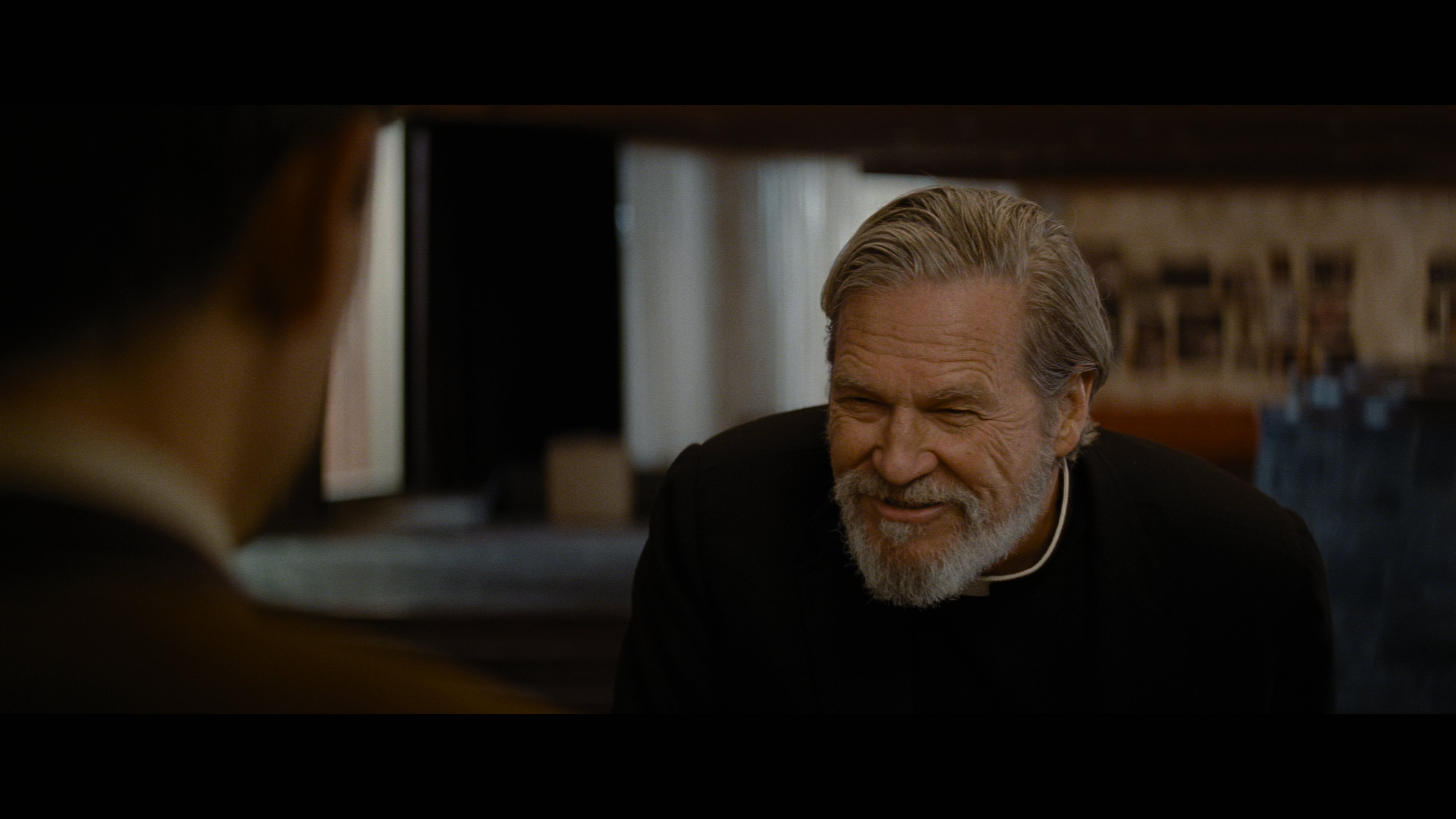 Bad.Times.at.the.El.Royale.2018.UHD.BDRemux.2160p.HDR.DoVi.HYBRID.P8.by.DVT.mkv_snapshot_00.12.06_[2022.01.03_17.34.19].png