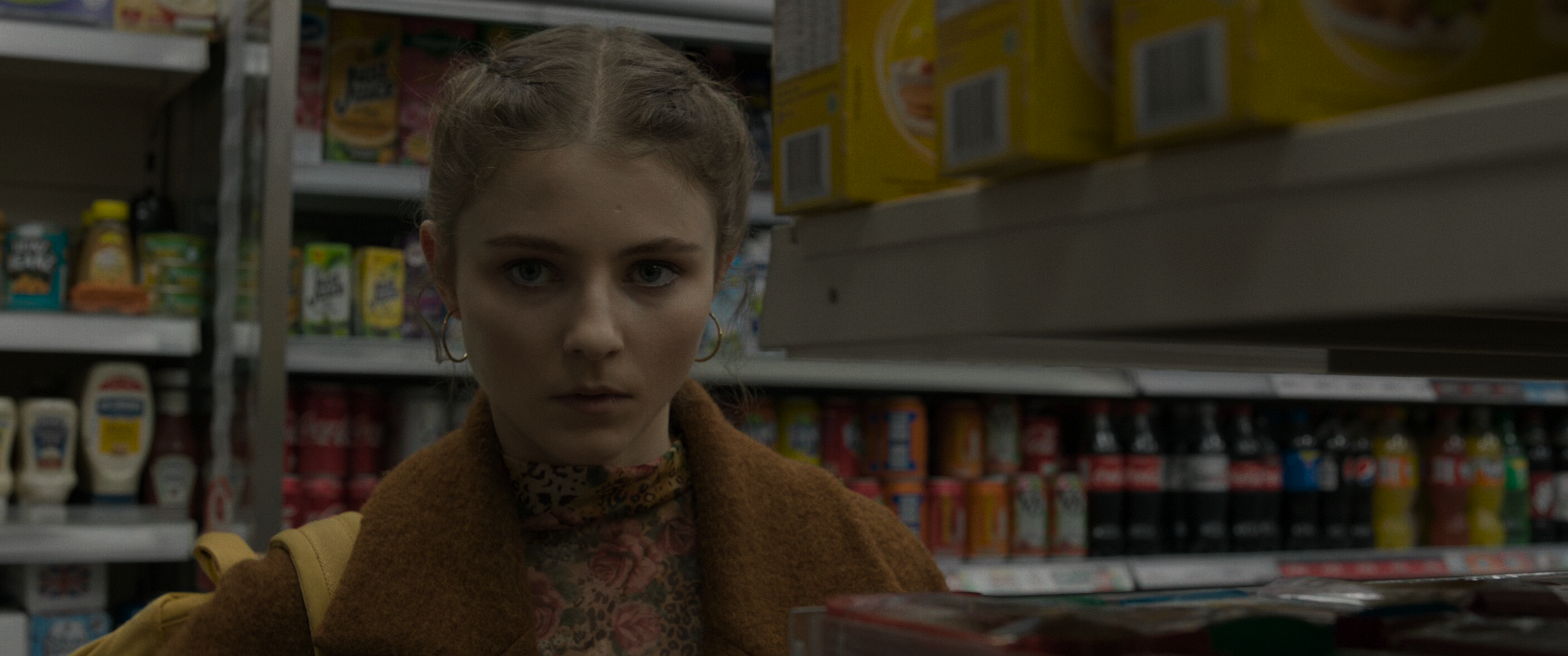 Last.Night.In.Soho.2021.2160p.UHD.BDRip.ATMOS.DoVi.by.DVT.mkv_snapshot_00.08.48_[2022.01.28_21.43.30].png