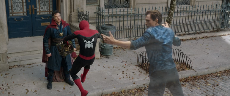 Spider-Man.No.Way.Home.2021.HDRip-AVC.ExKinoRay.mkv_snapshot_00.56.24.881.png