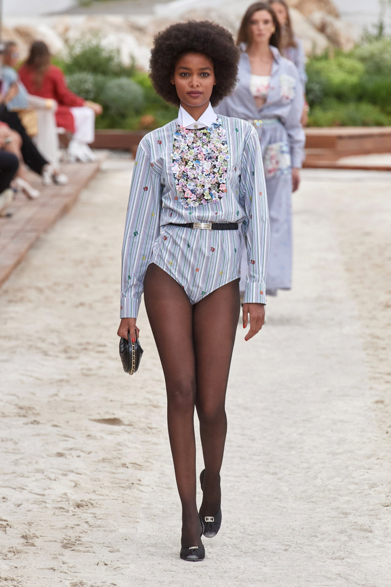 00053-chanel-resort-2023-monaco-credit-gorunway.jpg