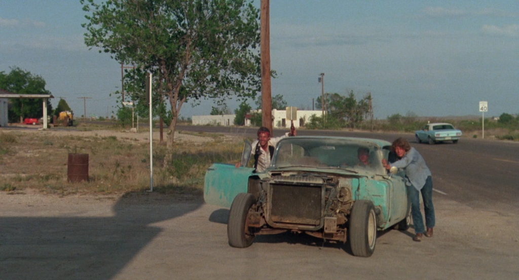 Фанданго.1985.BDRip-AVC msltel.mkv_snapshot_00.22.38.315.png