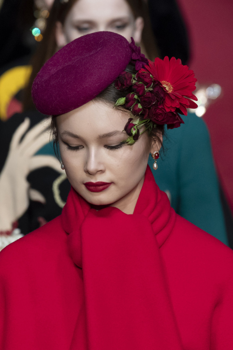 Dolce+Gabbana+Fall+2019+Details+behY7YijbvTx.jpg