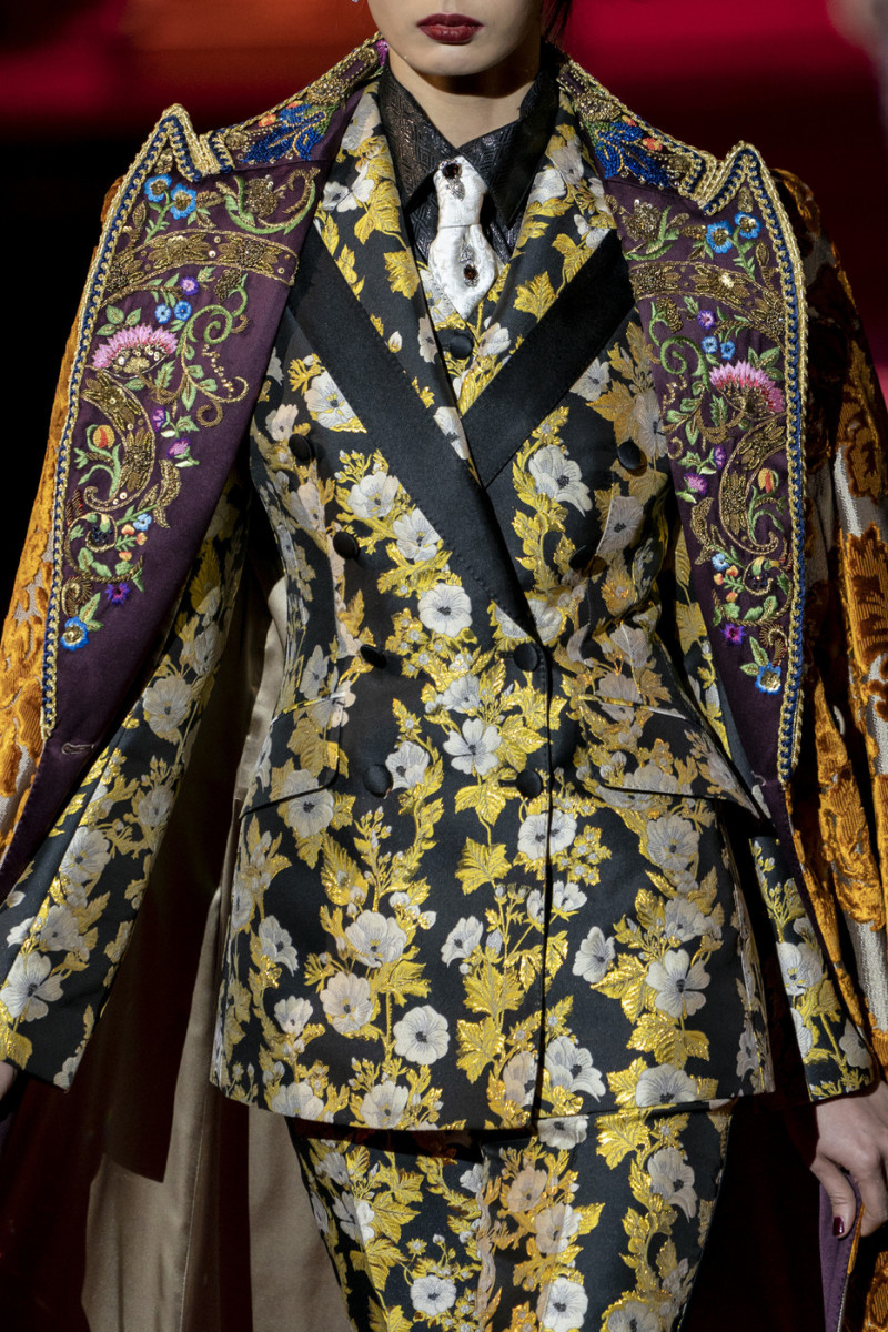 Dolce+Gabbana+Fall+2019+Details+9bTqjXDLYfox.jpg