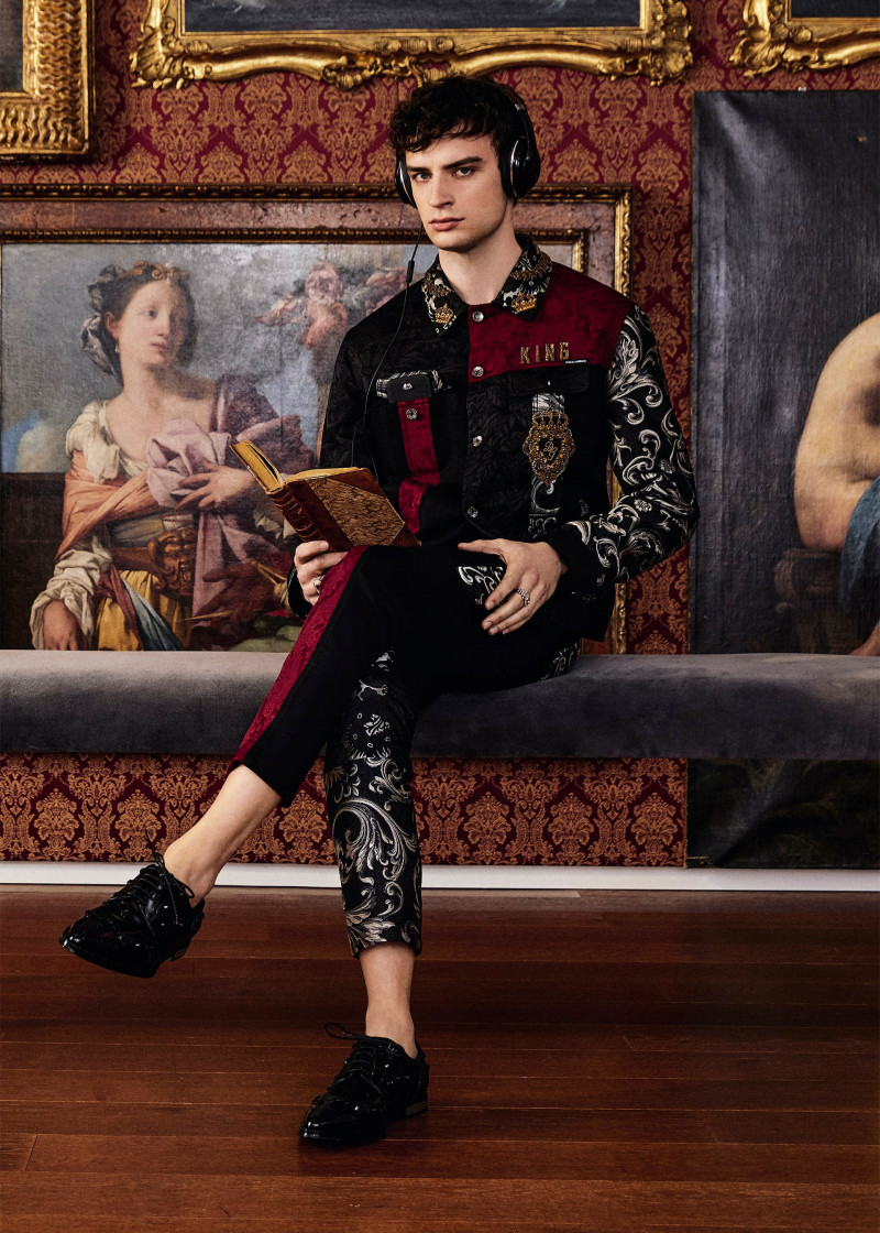 dolce-and-gabbana-summer-2020-man-collection-2121.jpg