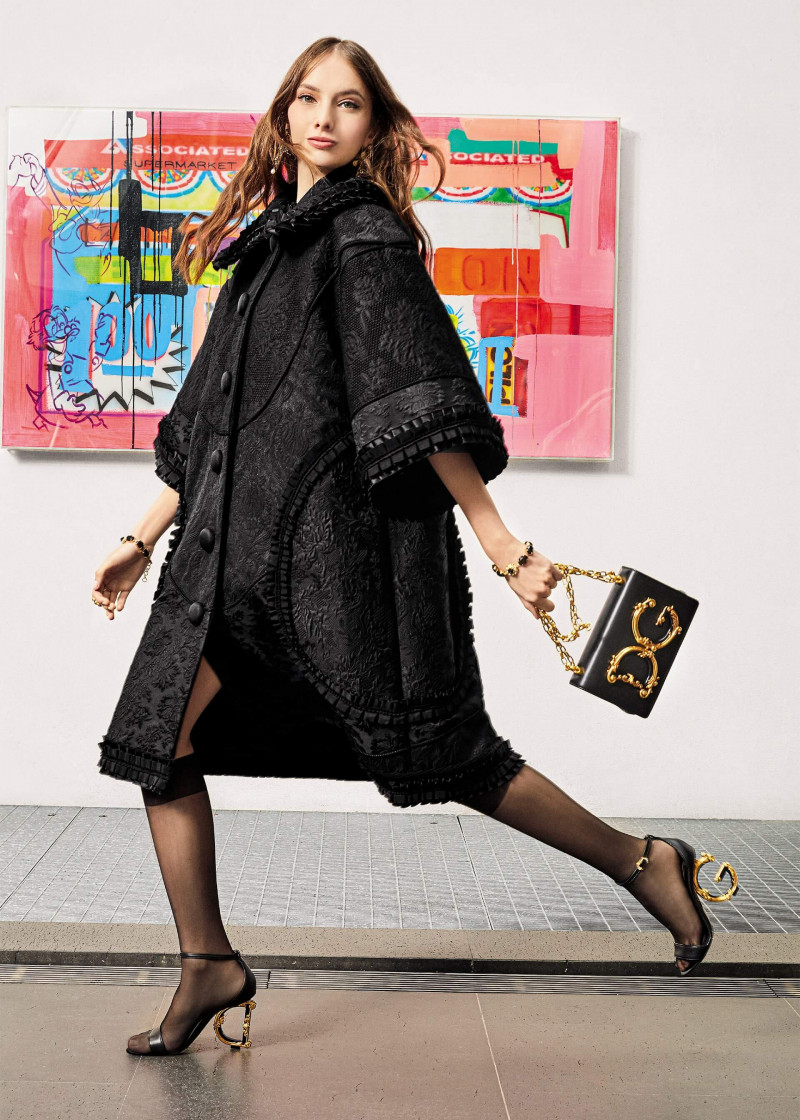dolce-and-gabbana-summer-2020-woman-collection-3921.jpg
