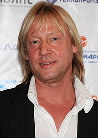 Дмитрий Харатьян