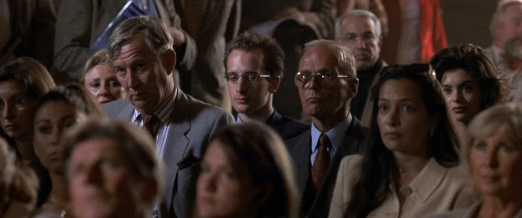 Lara.Croft.Tomb.Raider.2001.HDRip-AVC.ExKinoRay.mkv_snapshot_00.18.45.916.png
