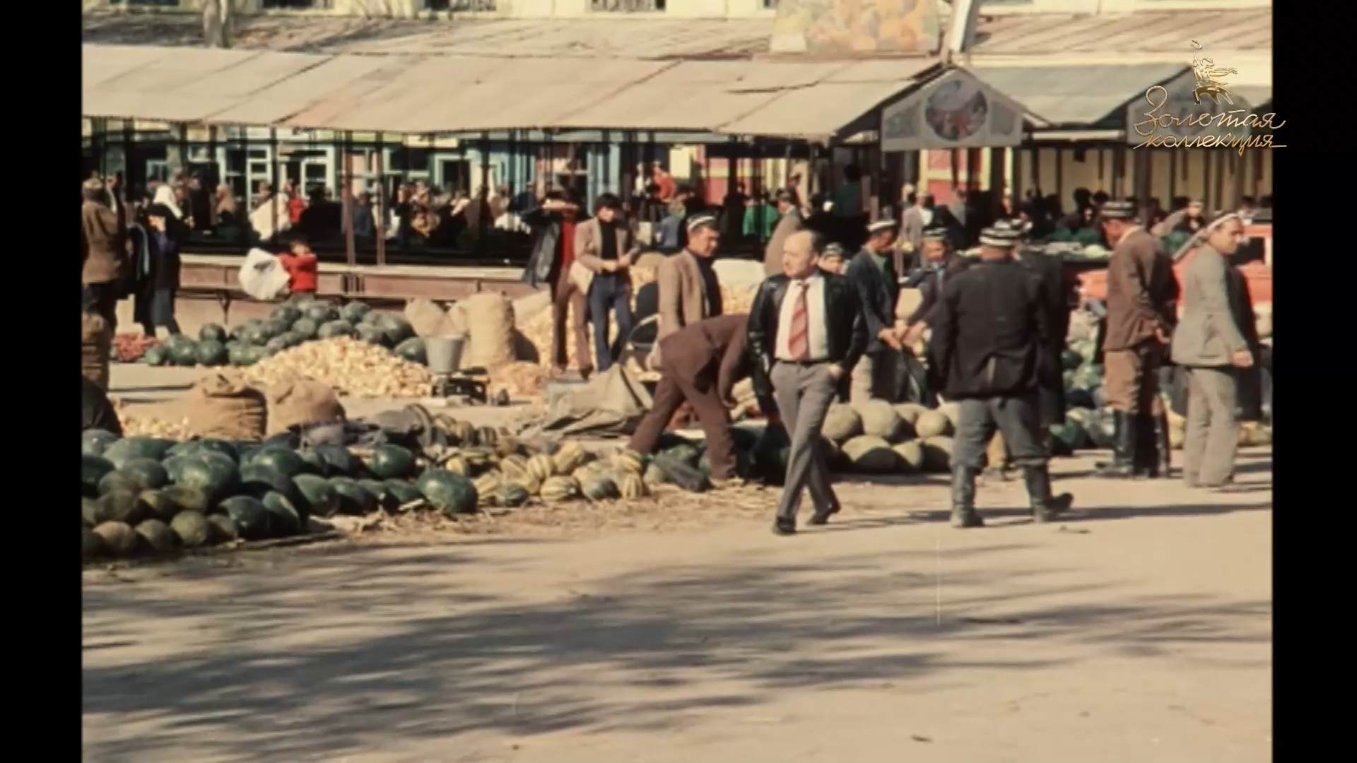 2Двойной.обгон.1984.HDTV.1080p-ylnian.mkv_snapshot_00.10.02.280.png