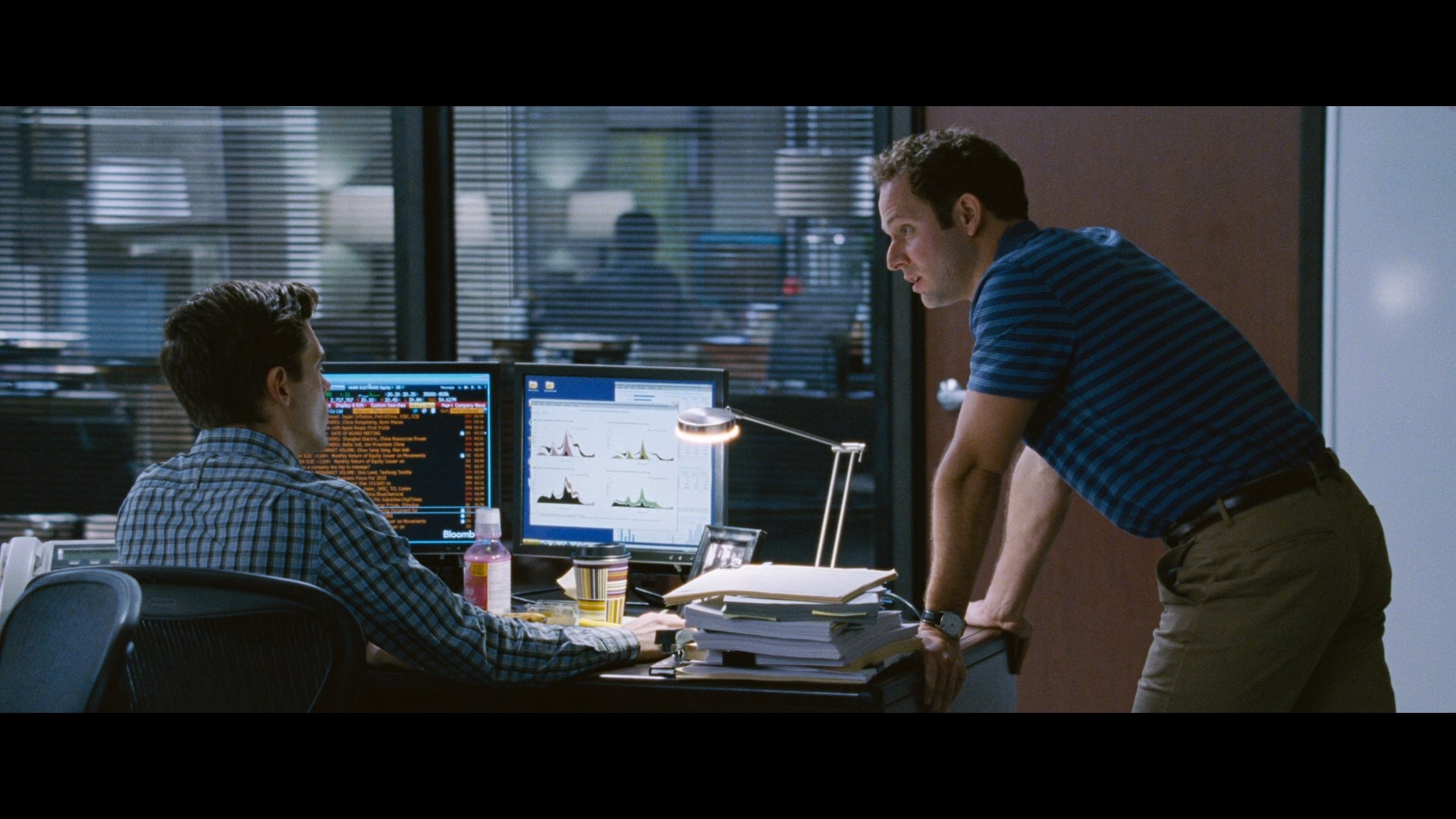 04 The.Big.Short.2015.BDRemux.1080p.by.bog3417.mkv_snapshot_00.45.59.271.jpg