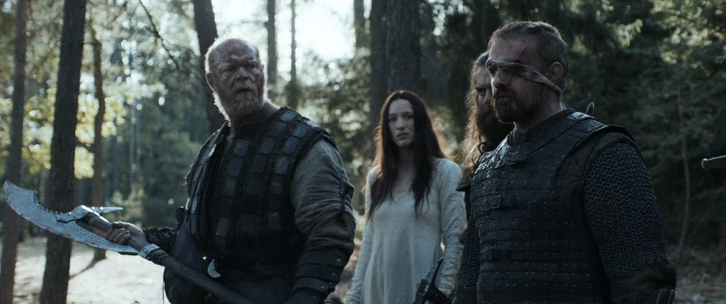 Medieval.2022.HDRip-AVC.ExKinoRay.mkv_snapshot_01.29.54.556.png
