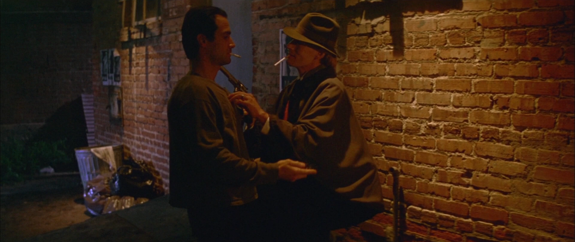 Киборг 2 Стеклянная тень (Cyborg 2 Glass Shadow) 1993 BDRip 1080p.mkv_snapshot_00.44.28_[2023.01.14_08.50.53].png