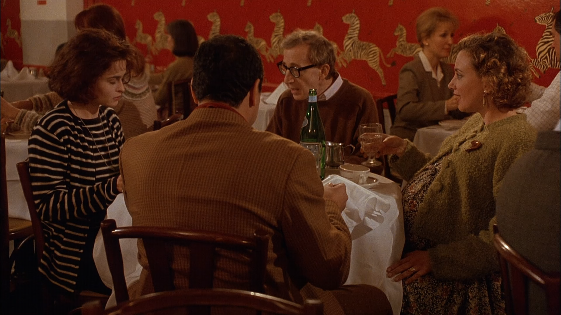 Великая Афродита (Mighty Aphrodite) 1995.mkv_snapshot_00.03.10.000.png