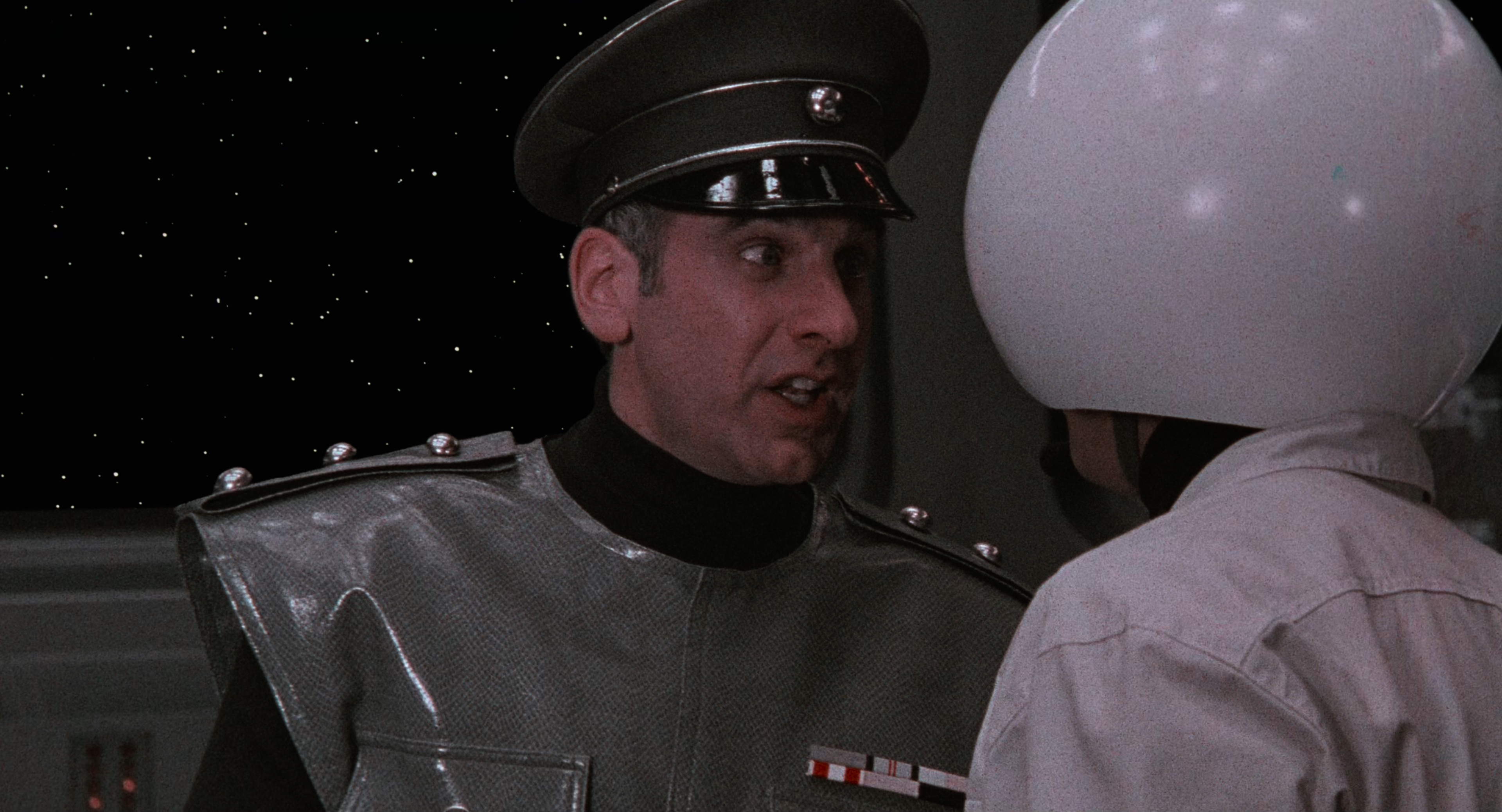 Космические яйца (Spaceballs) 1987.mkv_snapshot_00.03.50.230.jpg