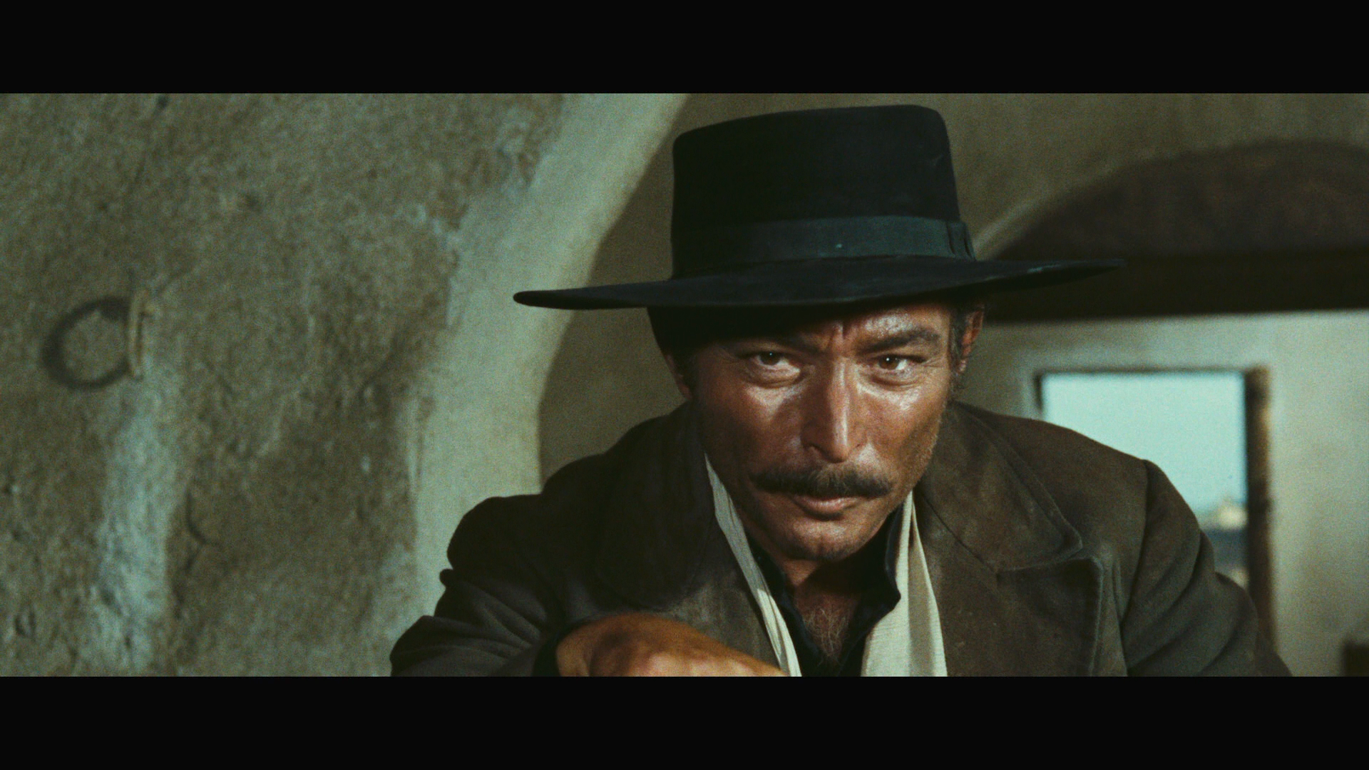 Il.Buono.Il.Brutto.Il.Cattivo.Extended.Edition.1966.BDRemux.TeamHD.mkv_20210527_003048.839.png