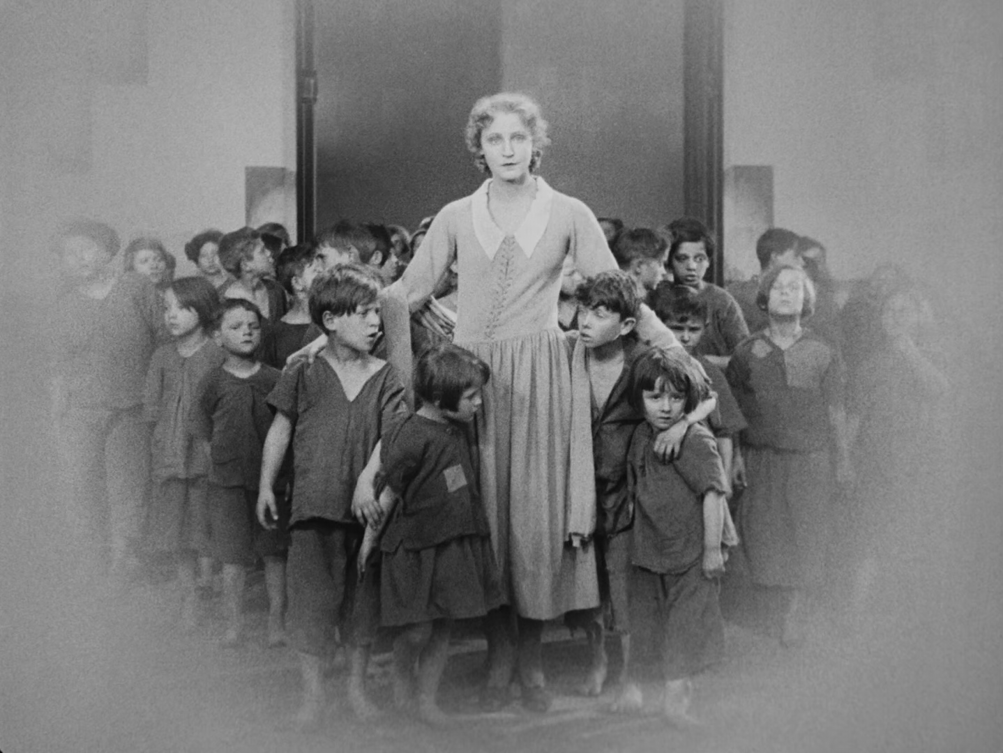 Метрополис (Metropolis) 1927.mkv_snapshot_00.10.20.005.png