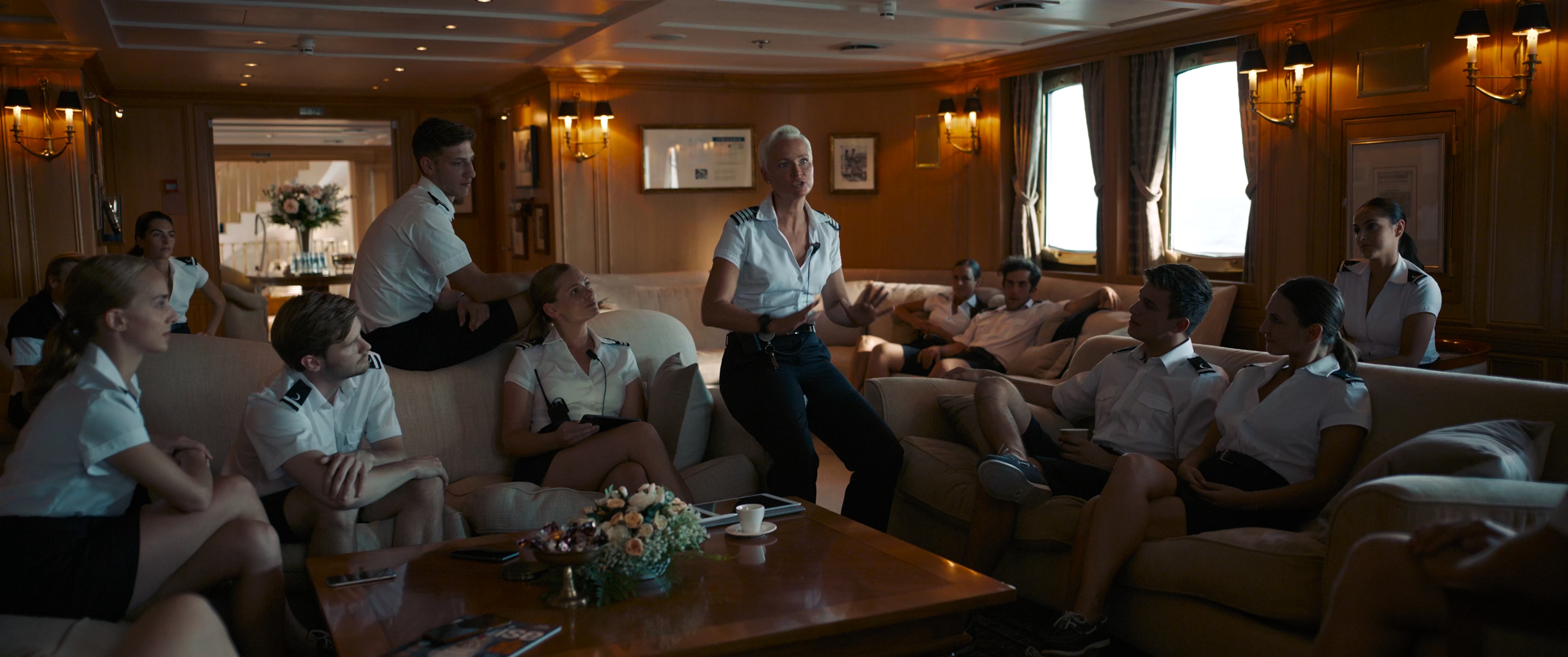 Златко бурич треугольник печали. Треугольник печали 2022. Вуди харрельсон треугольник печали. Triangle 2022. Triangle 2022.