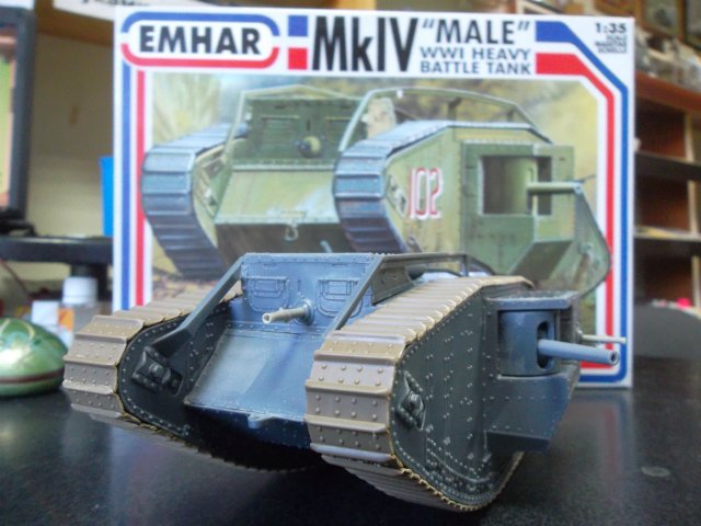 Танк MkIV «Male» - Самец, 1/35, («Emhar» EM4001). Cb2bdaee6544c3dfa7964de3990330f1
