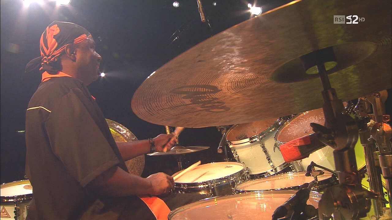 Return To Forever IV - Montreux 2011.mkv_20230419_200032.030.png