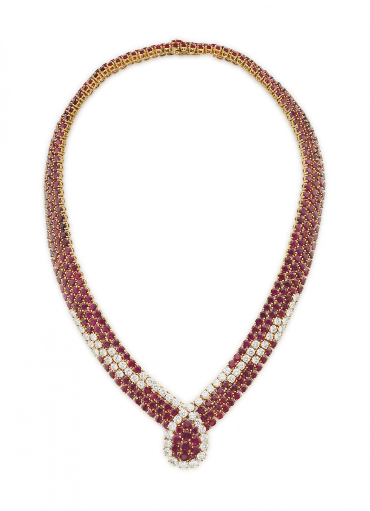 2017_NYR_14760_0218_000(a_ruby_and_diamond_necklace094327).jpg