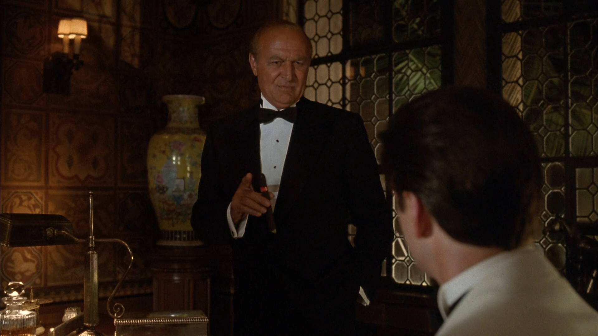 Привычка жениться (The Marrying Man) 1991.mkv_snapshot_00.10.30.630.png