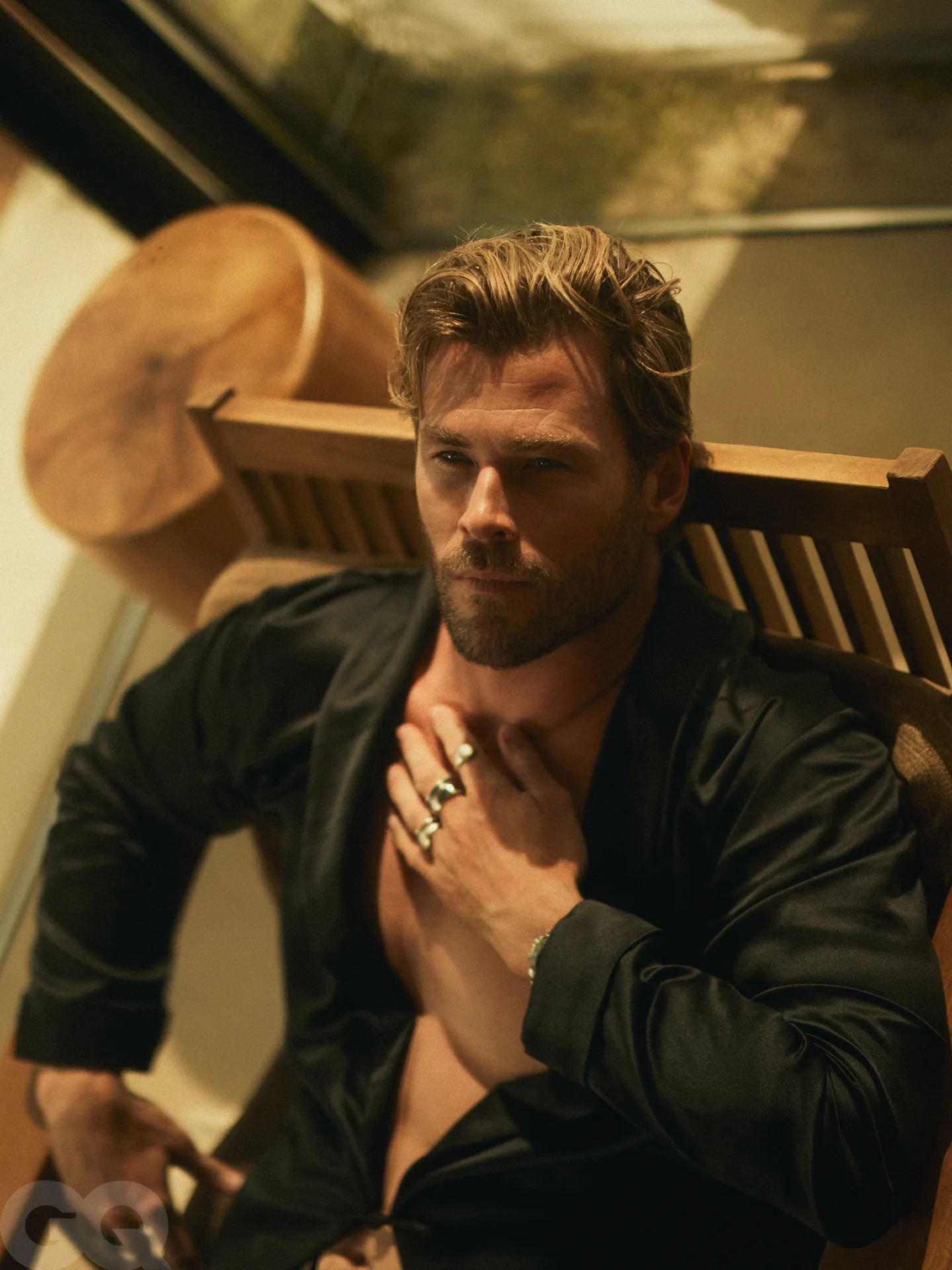 GQSUMMERONLINE_CHRIS_HEMSWORTH_ONLINE_4.jpeg