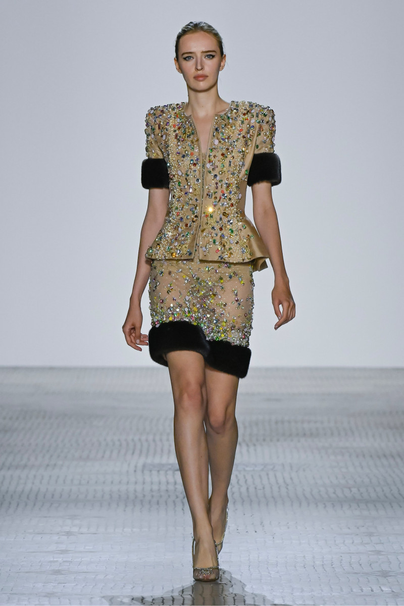 00014-celia-kritharioti-fall-2023-couture-credit-brand.jpg