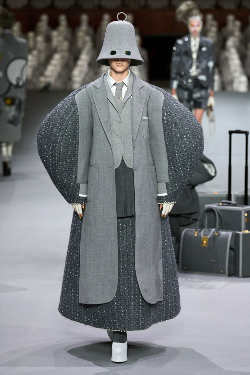 00048-thom-browne-fall-2023-couture-credit-gorunway.jpg