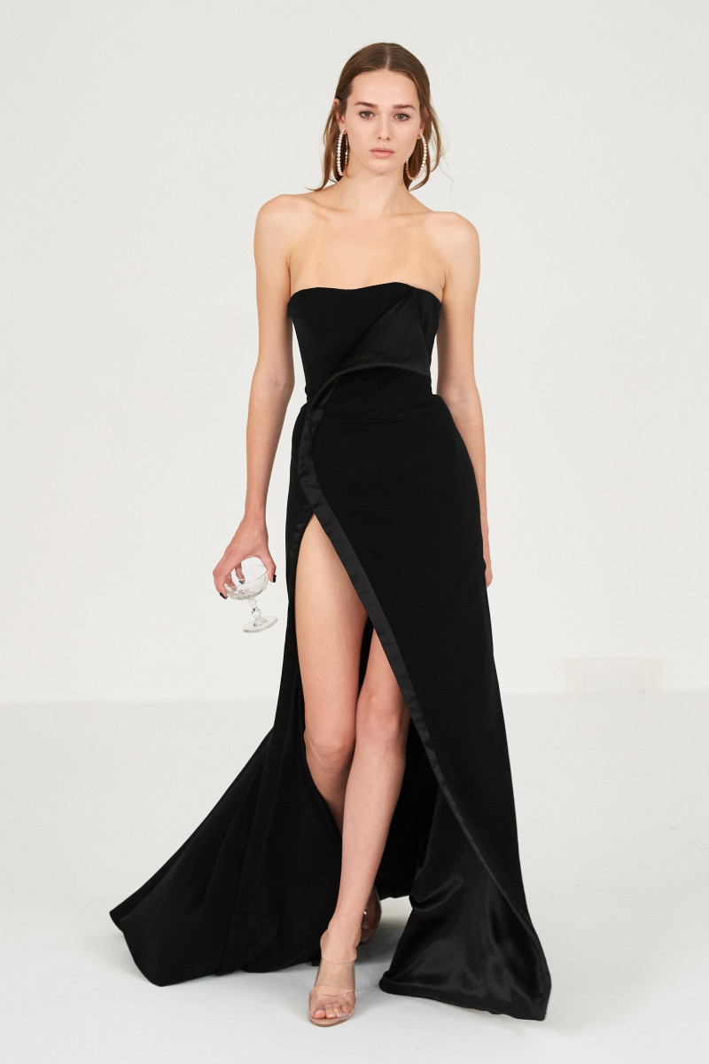 00027-alexis-mabille-fall-2023-couture-credit-gorunway.jpg