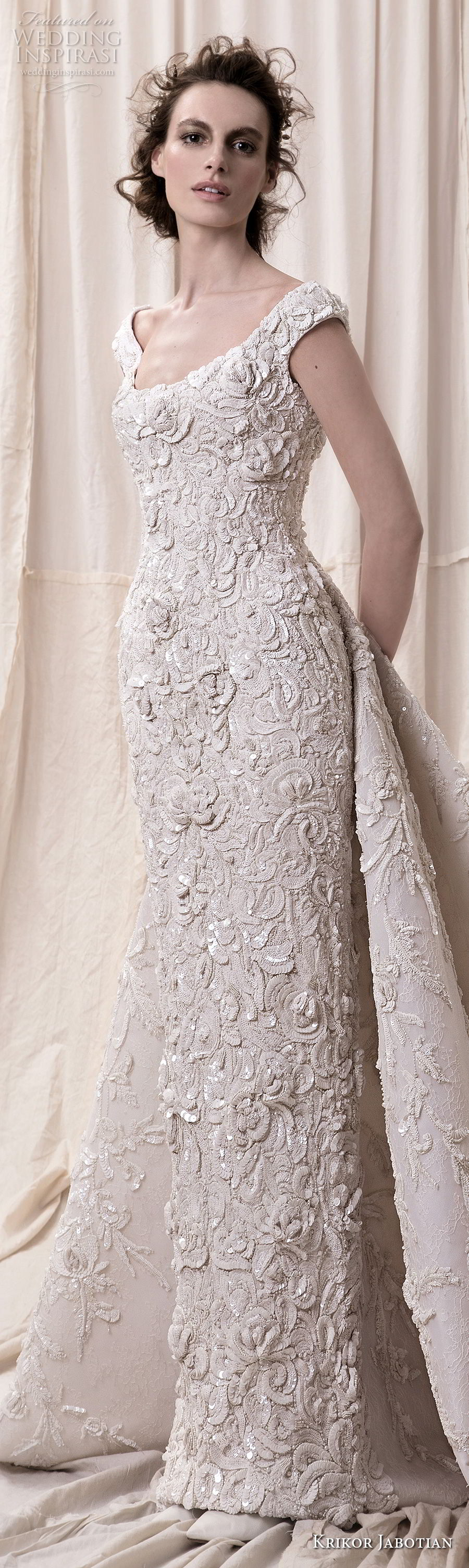 krikor-jabotian-spring-2018-bridal-cap-sleeves-scoop-nec_005.jpg
