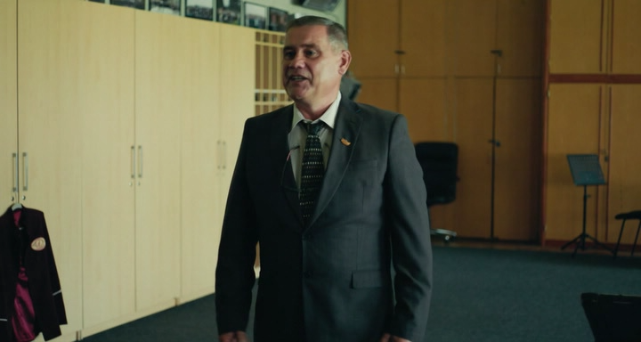 Parade 2022 WEB-DLRip.avi_snapshot_00.24.43.png