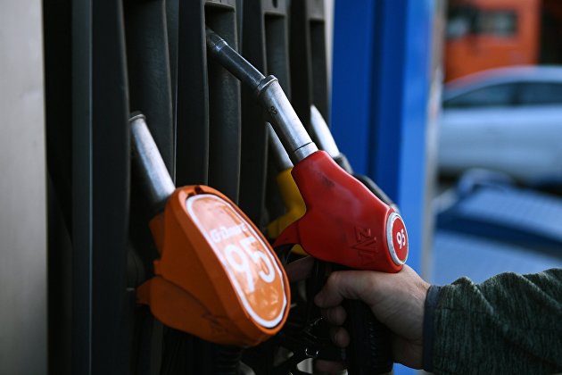 Супермаркеты Франции отказались продавать топливо в убыток