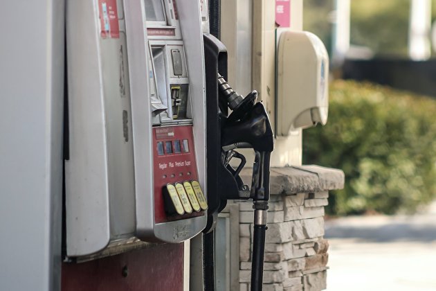 Правительство увеличило нормативы обязательных продаж бензина и дизтоплива