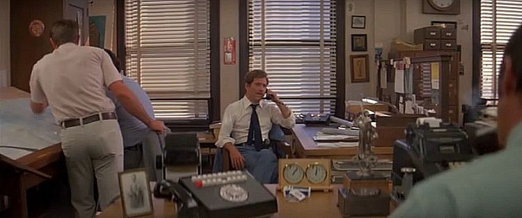 Американские горки /Rollercoaster/ 1977 (0:28:50  / 1:59:00)